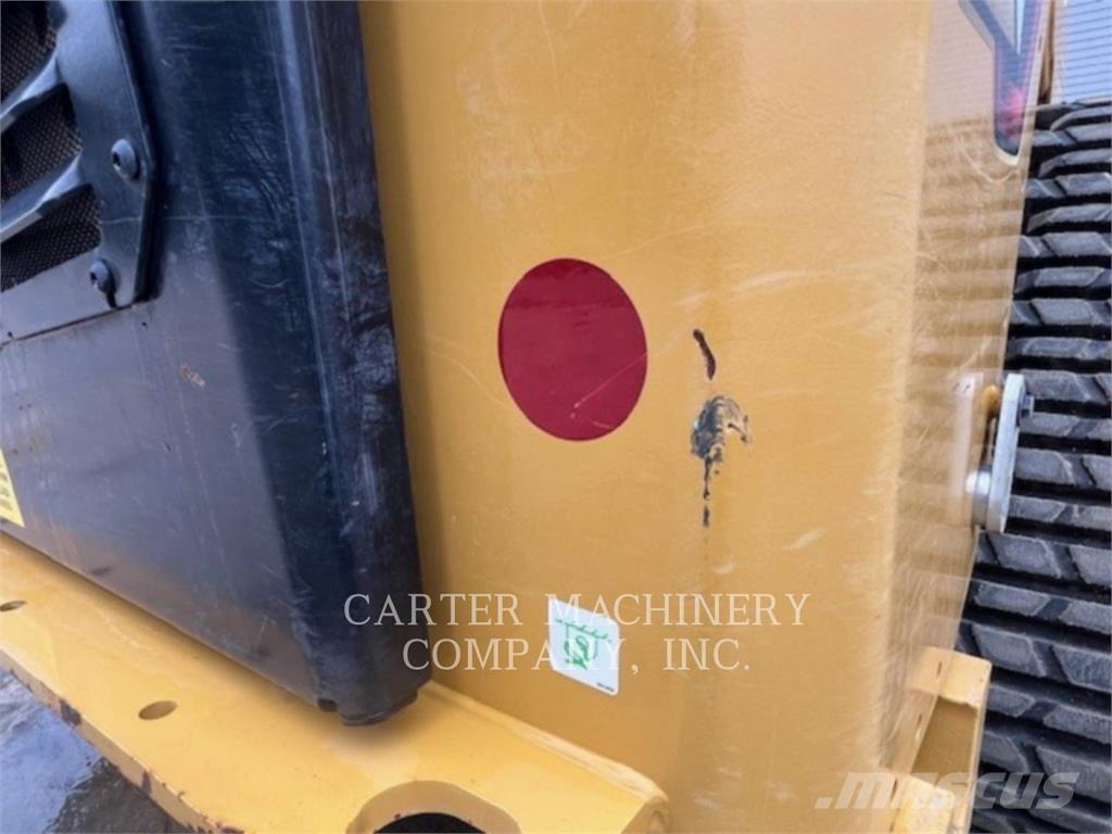 CAT 255-05 Carregadoras de direcção deslizante