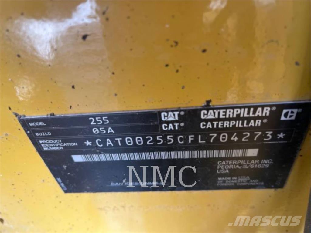 CAT 255-05 Crawler loaders