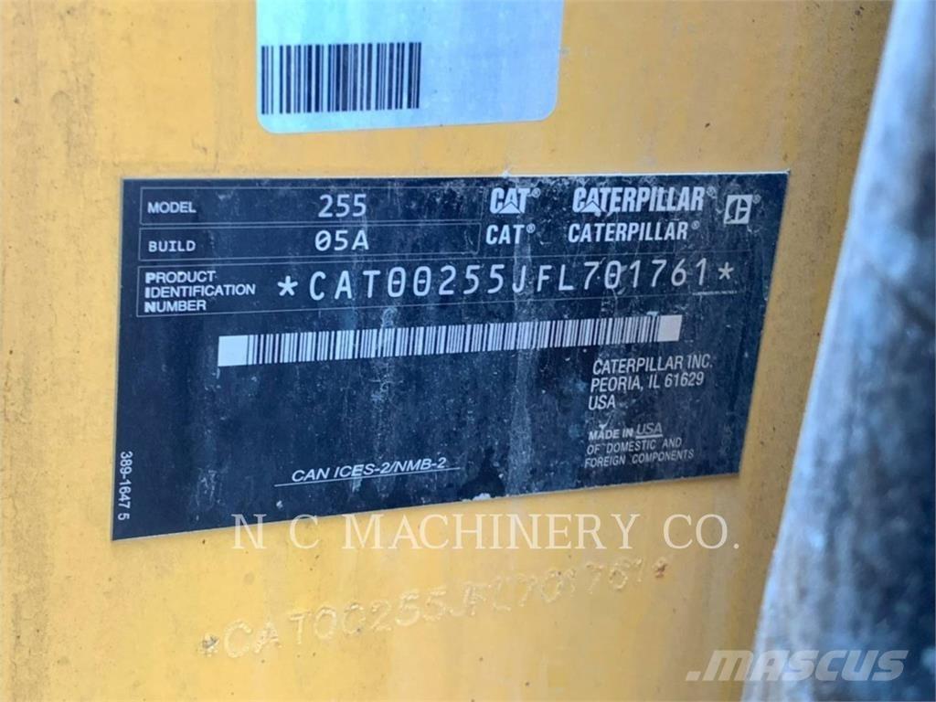 CAT 255 HP3CB Carregadoras de direcção deslizante
