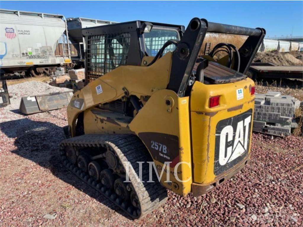 CAT 257B3 Carregadoras de direcção deslizante
