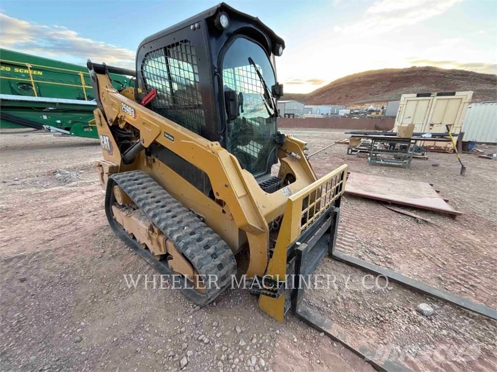 CAT 259D3 C3H2 Pás Carregadoras de rastos