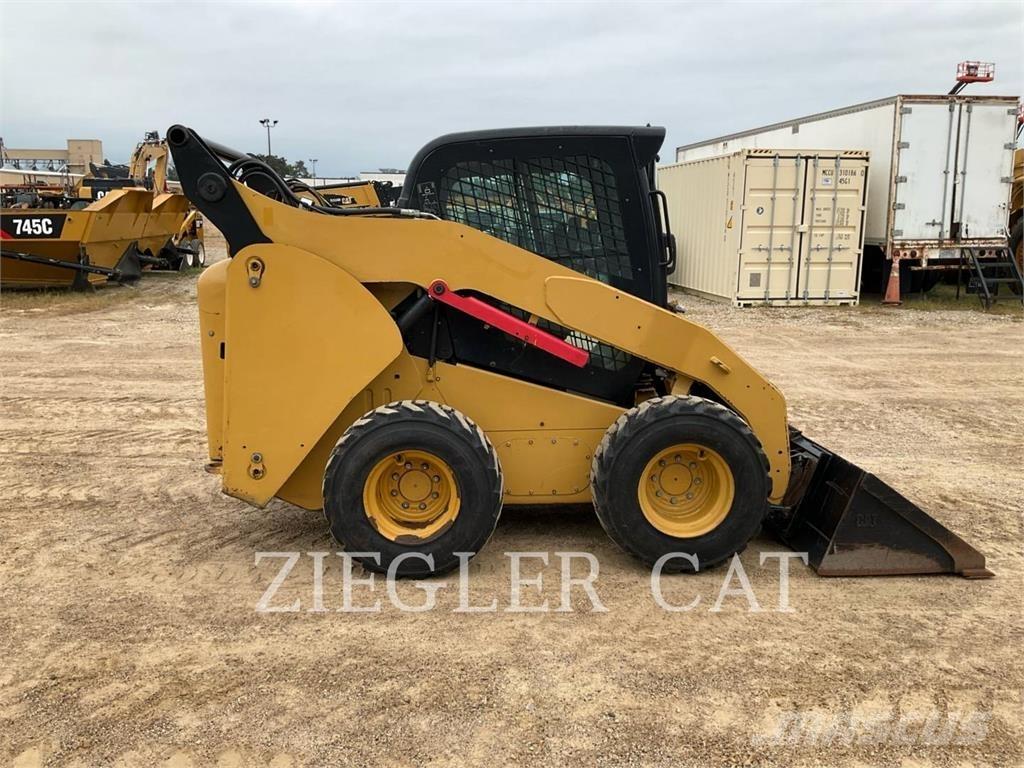 CAT 262C Carregadoras de direcção deslizante