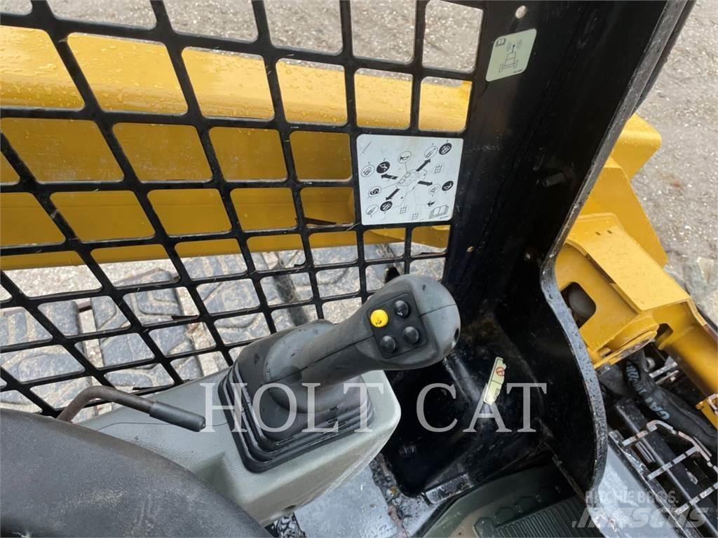 CAT 262D3 Carregadoras de direcção deslizante