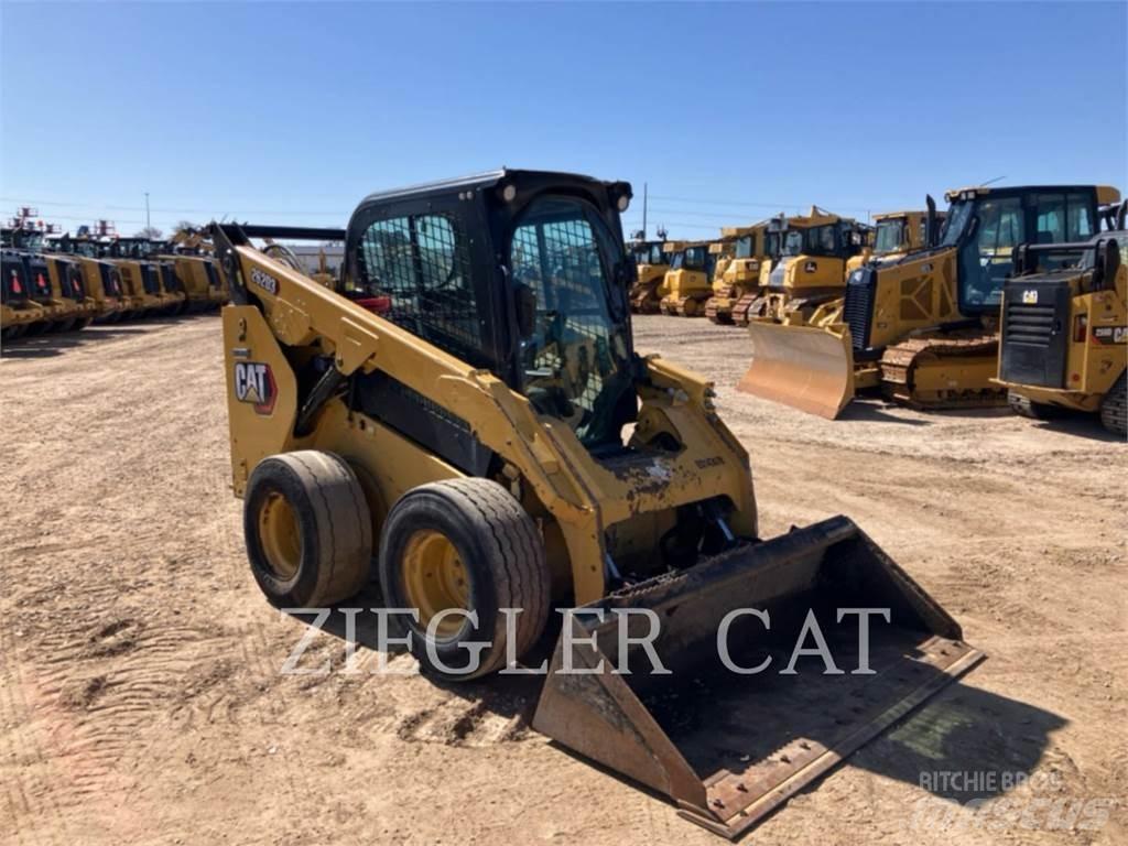 CAT 262D3 Carregadoras de direcção deslizante