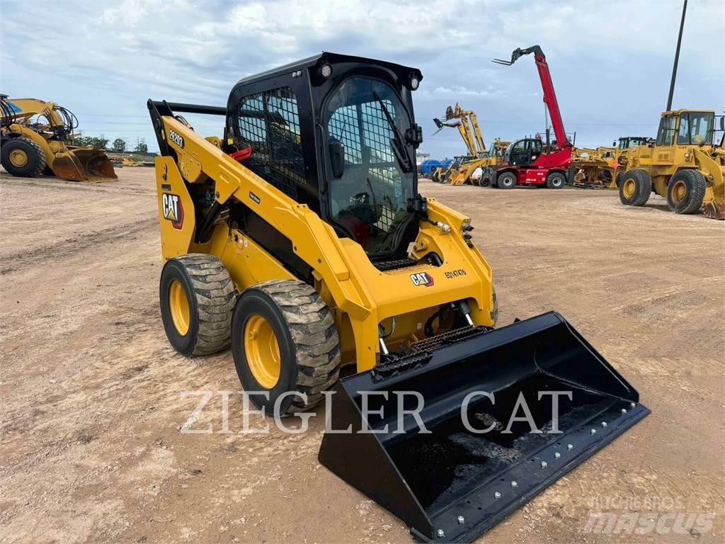 CAT 262D3 Carregadoras de direcção deslizante