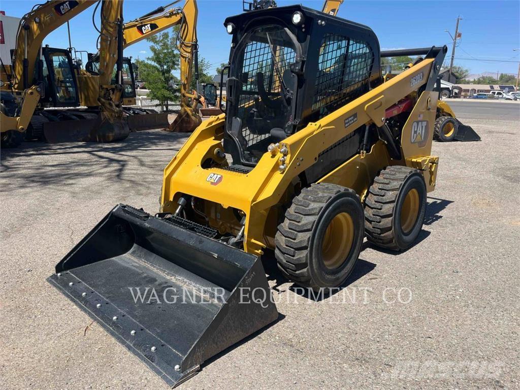 CAT 262D3 Carregadoras de direcção deslizante