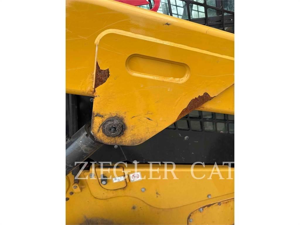 CAT 262D3 Carregadoras de direcção deslizante