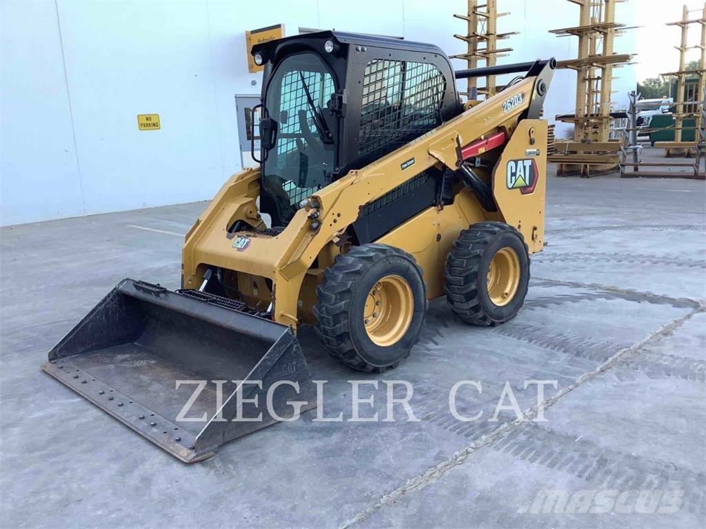 CAT 262D3 Carregadoras de direcção deslizante