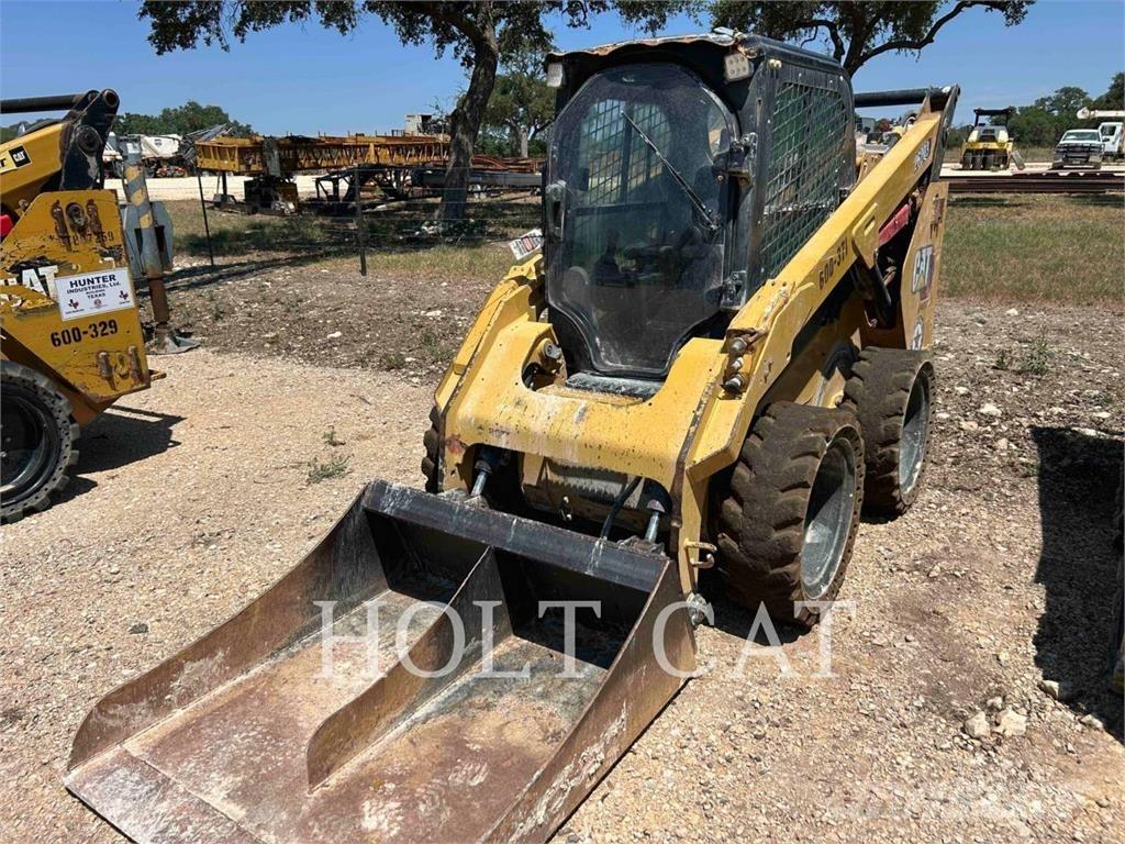 CAT 262D3 Carregadoras de direcção deslizante