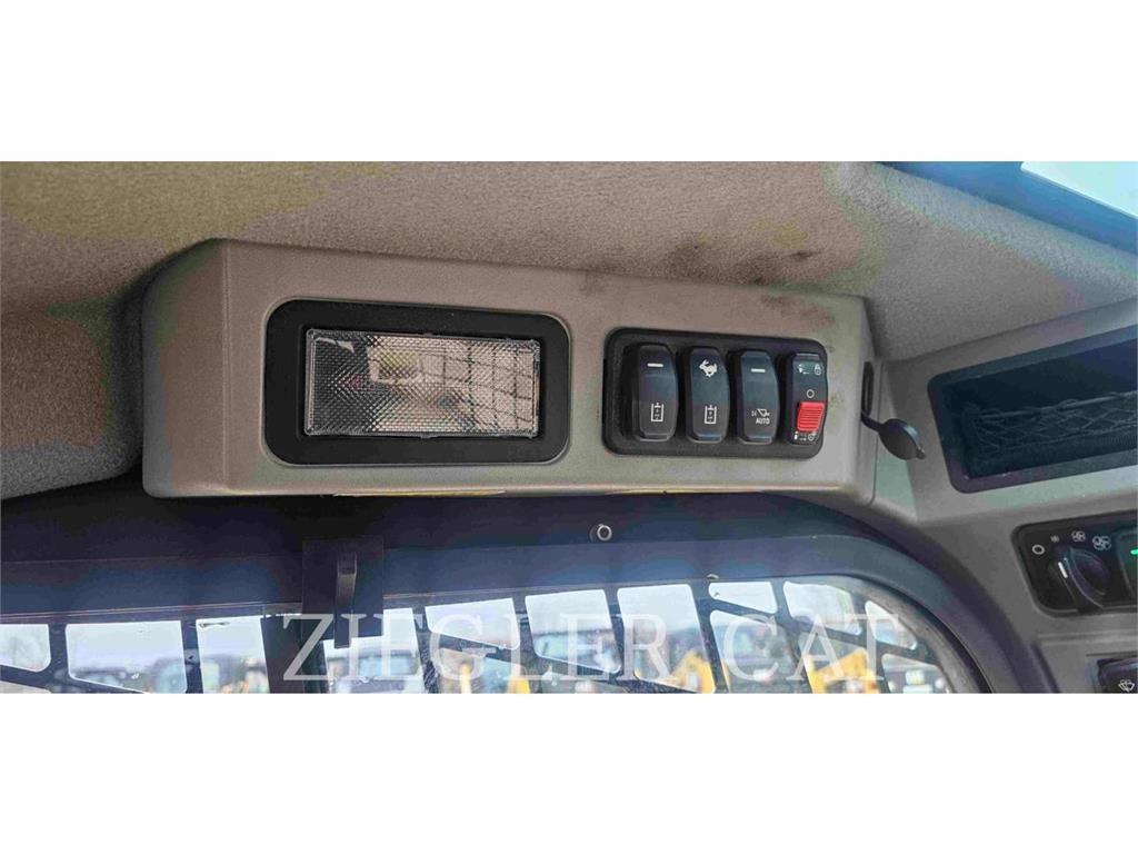 CAT 262D3 Carregadoras de direcção deslizante