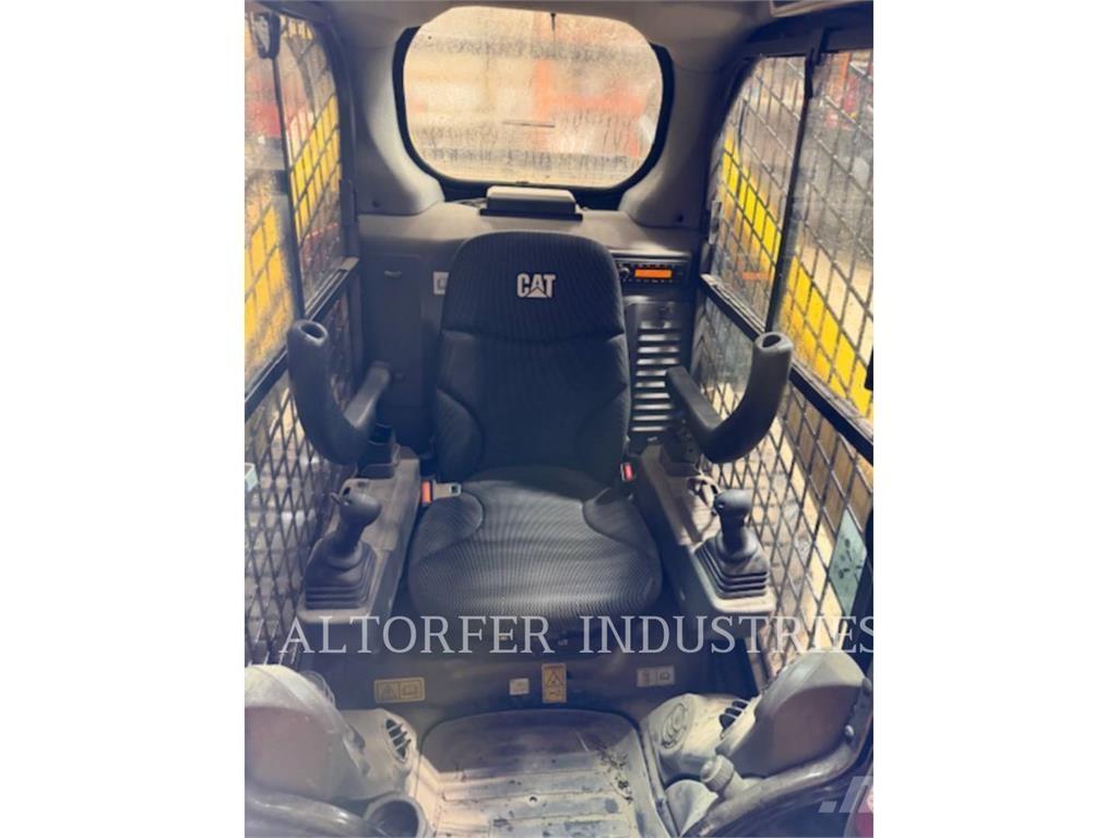 CAT 262D3 Carregadoras de direcção deslizante