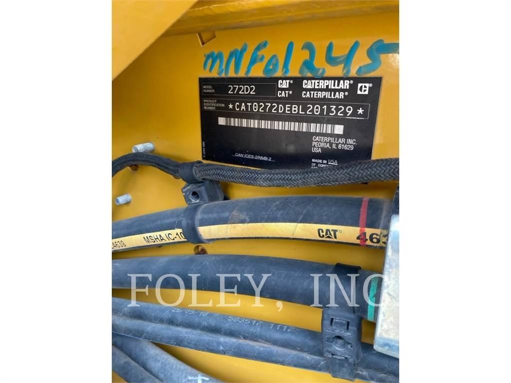 CAT 272D2 Carregadoras de direcção deslizante