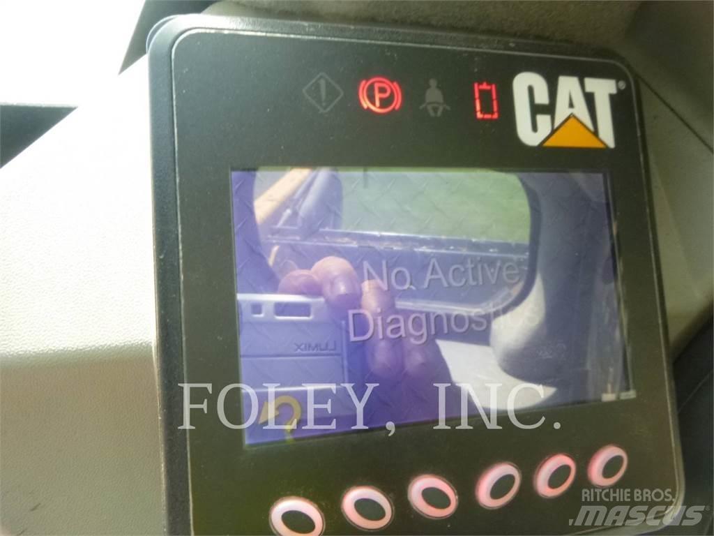 CAT 272D2 Carregadoras de direcção deslizante