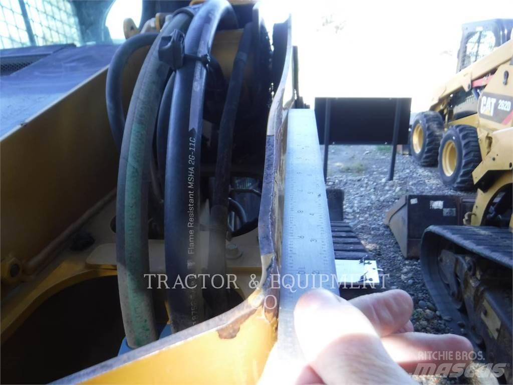 CAT 279D H2CB Carregadoras de direcção deslizante
