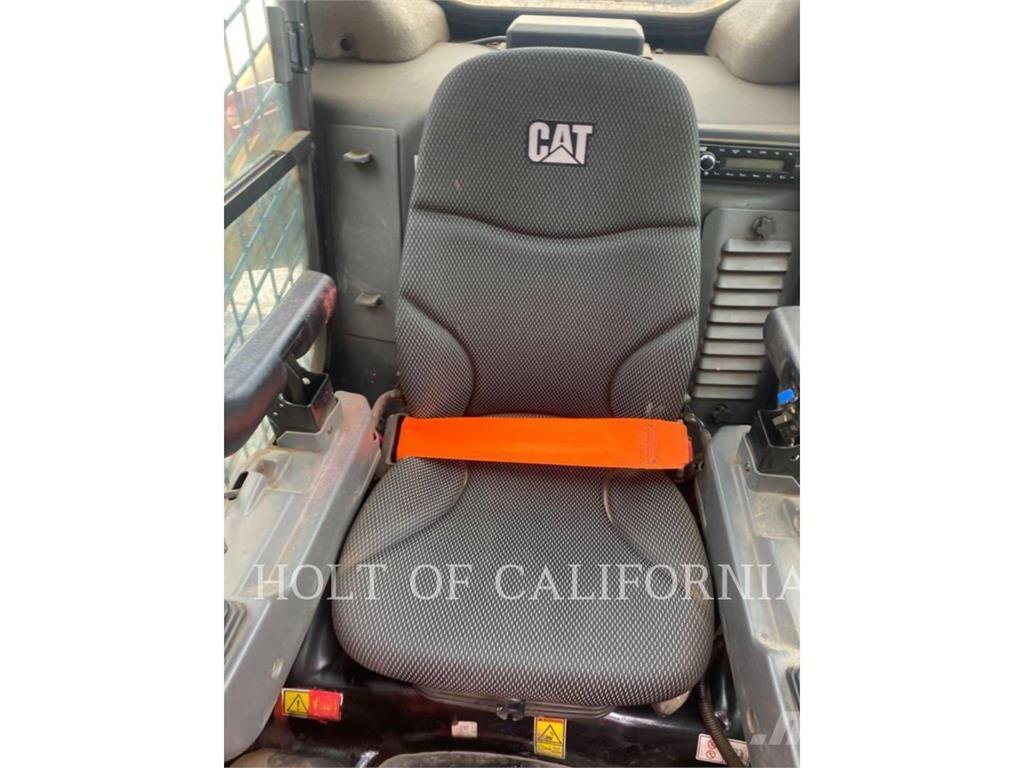 CAT 299 HF Carregadoras de direcção deslizante