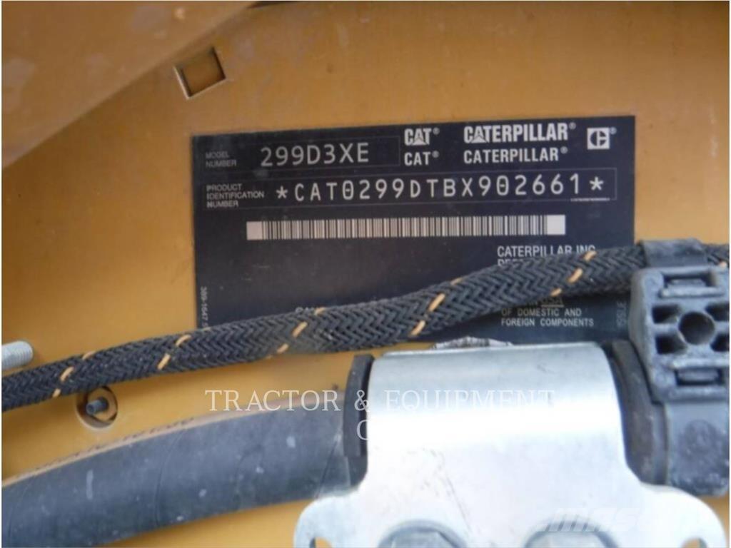 CAT 299D3 XE Carregadoras de direcção deslizante