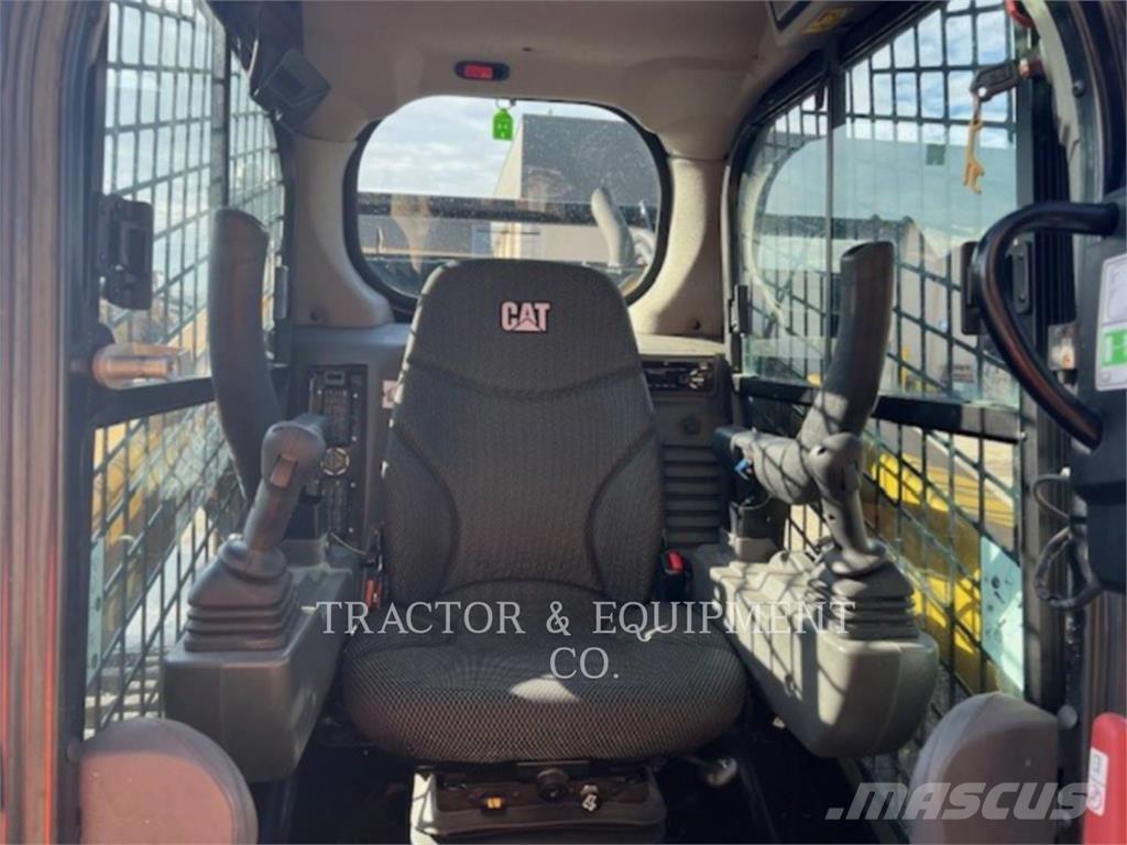 CAT 299D3 XE Carregadoras de direcção deslizante