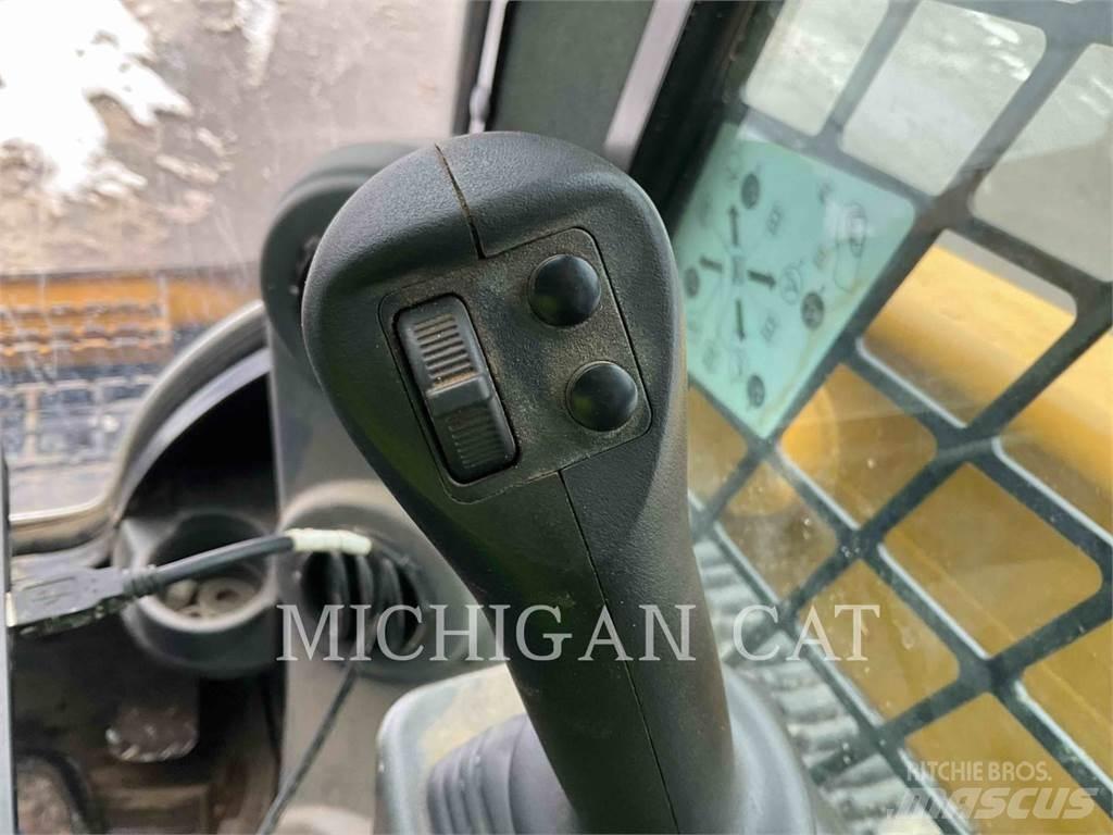 CAT 299D3XE D2AQBR Carregadoras de direcção deslizante
