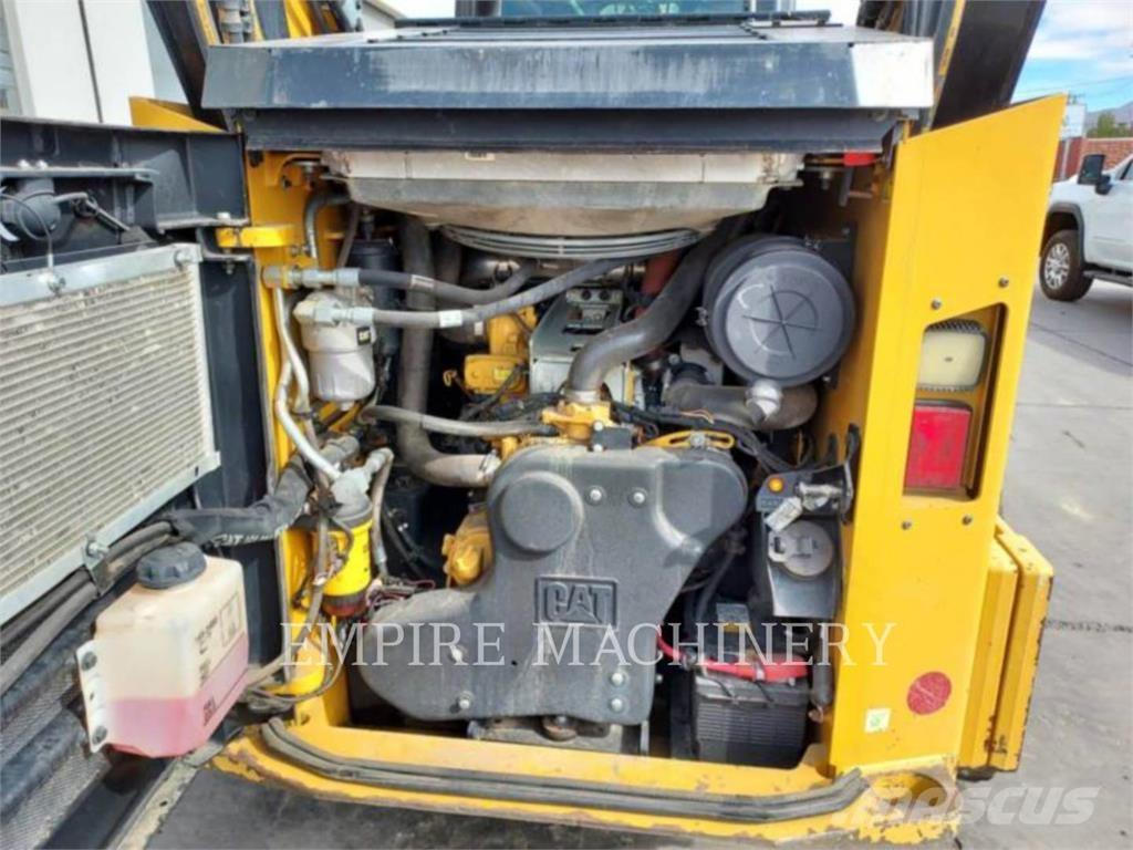 CAT 299D3XPSCA Carregadoras de direcção deslizante