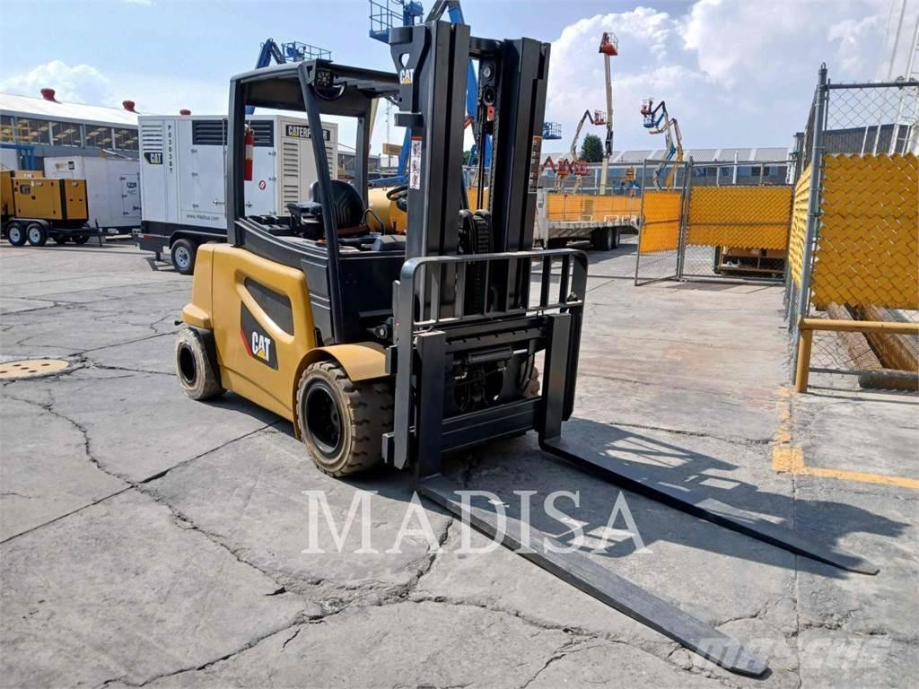 CAT 2EP11000 Empilhadores eléctricos