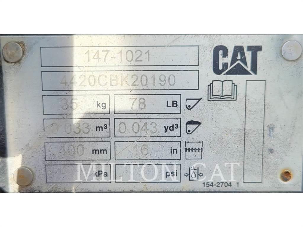 CAT 301 16 DIG BUCKET Baldes