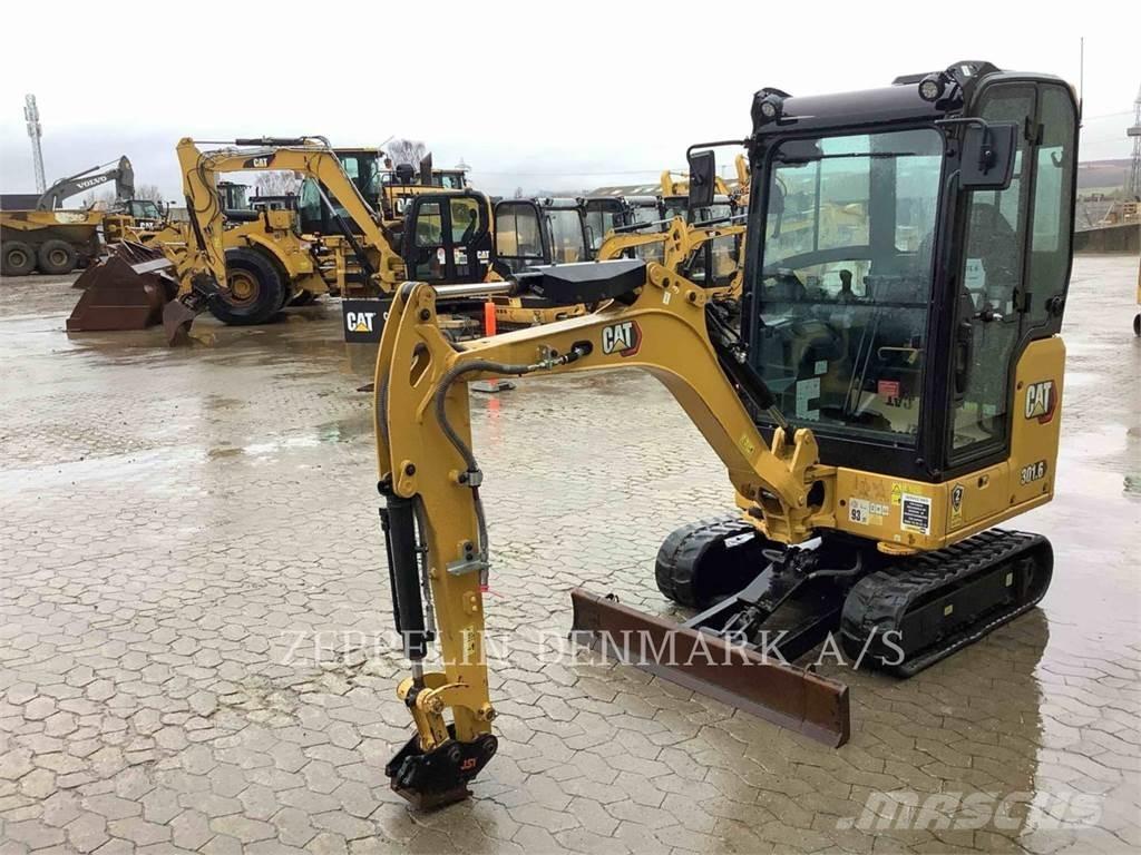 CAT 301.6 Escavadoras de rastos