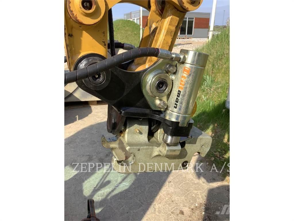 CAT 301.6 Escavadoras de rastos