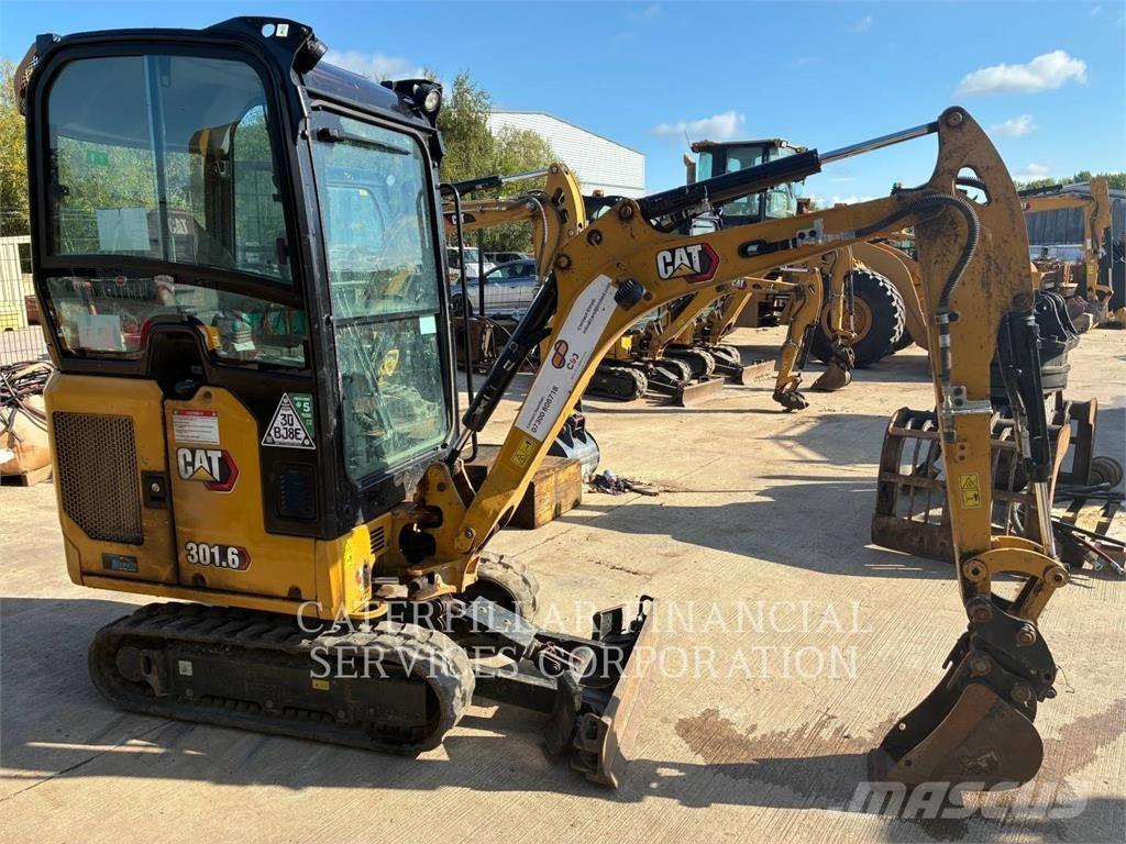 CAT 301.6-05 Escavadoras de rastos