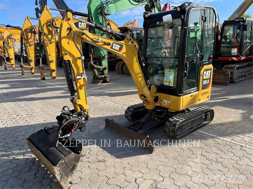 CAT 301.6-05A Escavadoras de rastos