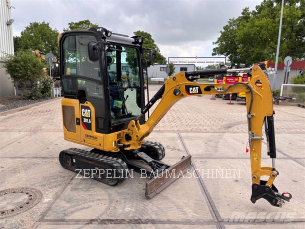 CAT 301.6-05A Escavadoras de rastos