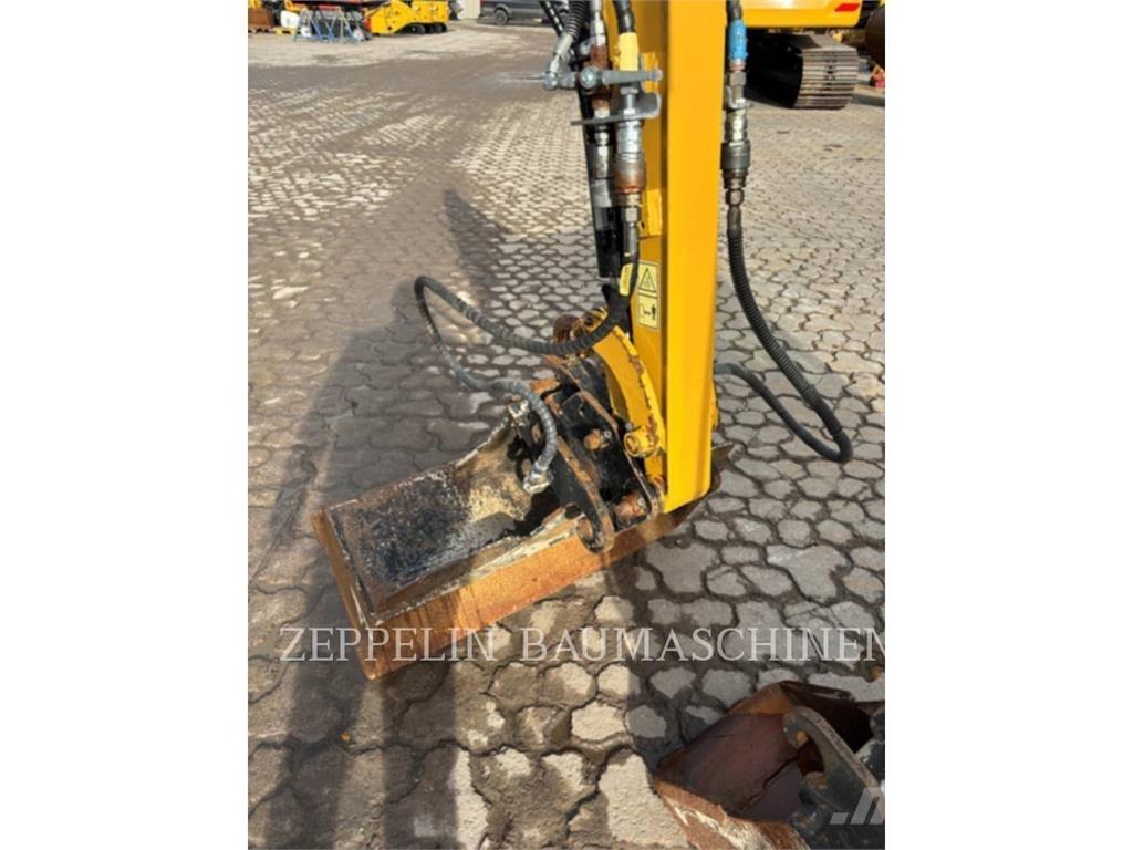 CAT 301.6-05A Escavadoras de rastos