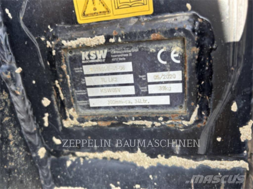 CAT 301.6-05A Escavadoras de rastos