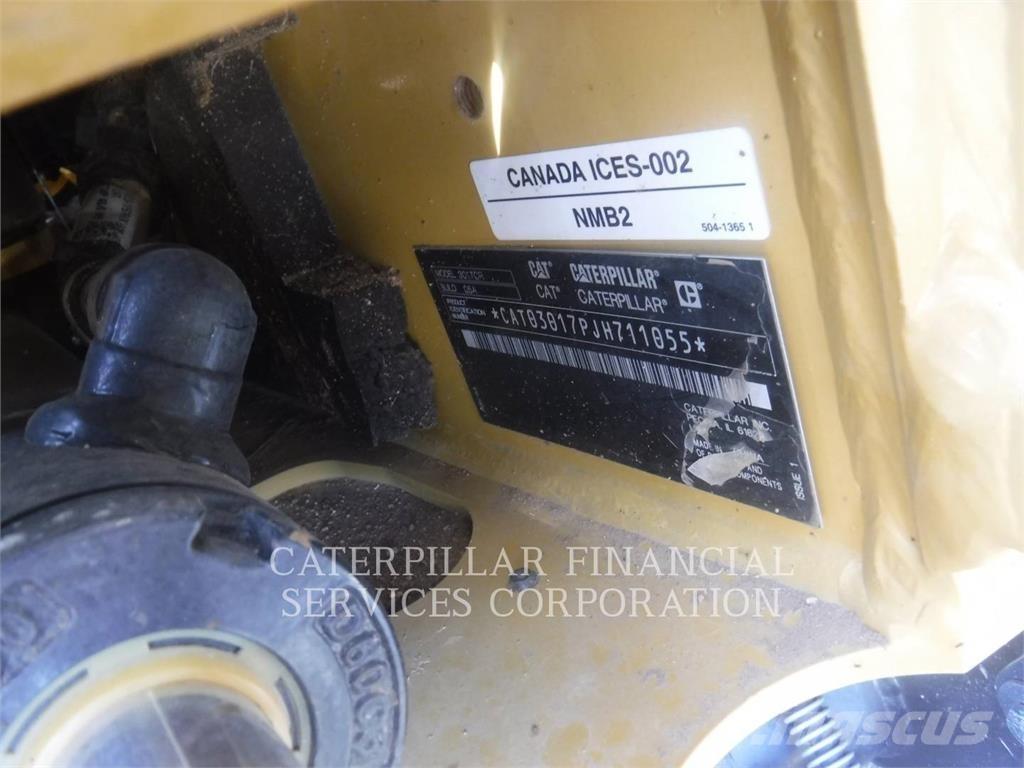 CAT 301.7-05CR Escavadoras de rastos