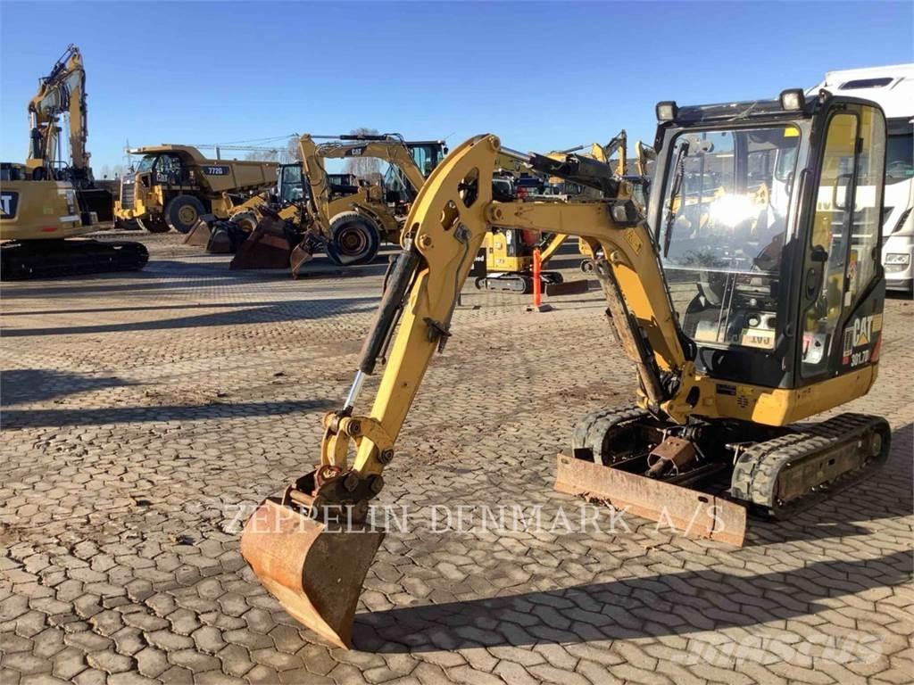 CAT 301.7D Escavadoras de rastos