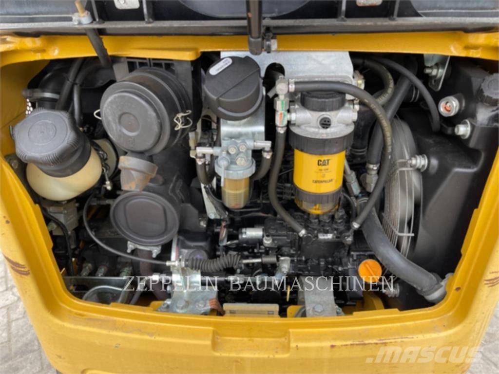 CAT 301.7D Escavadoras de rastos