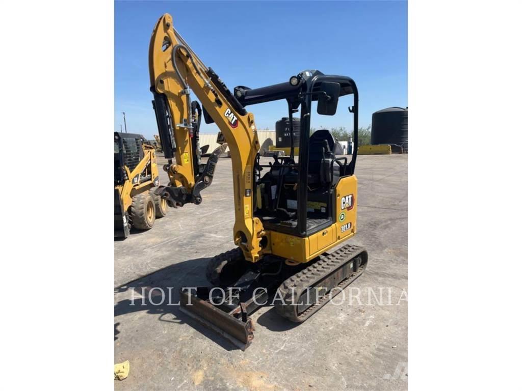 CAT 301.8 Escavadoras de rastos