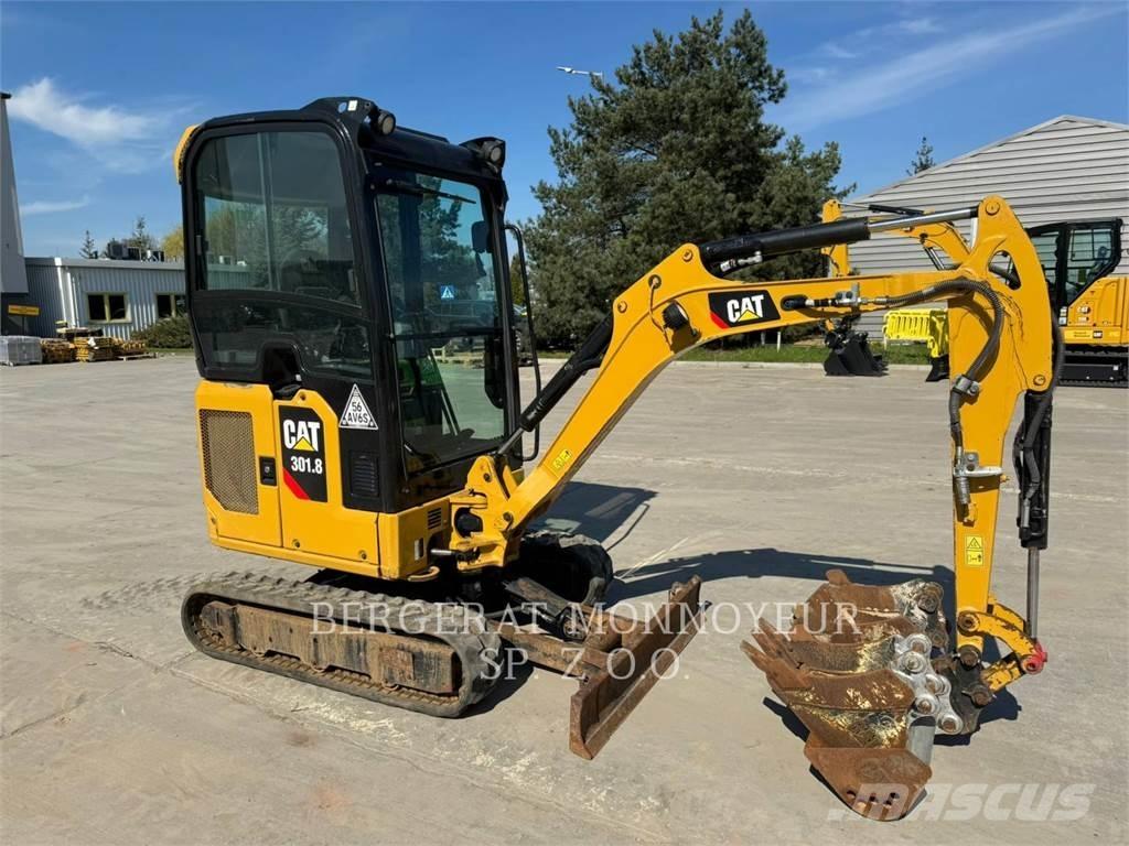 CAT 301.8 Escavadoras de rastos