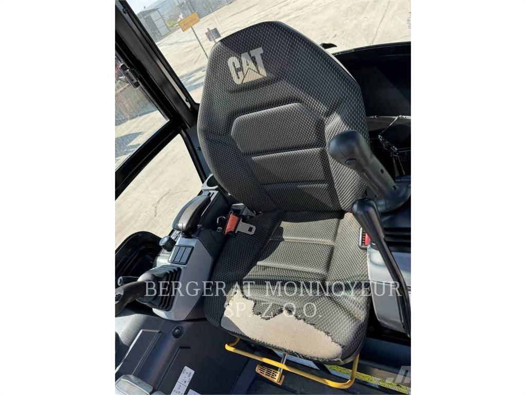 CAT 301.8 Escavadoras de rastos