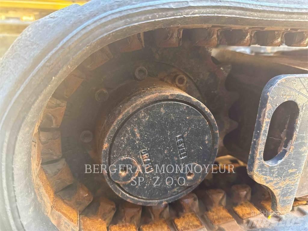 CAT 301.8 Escavadoras de rastos
