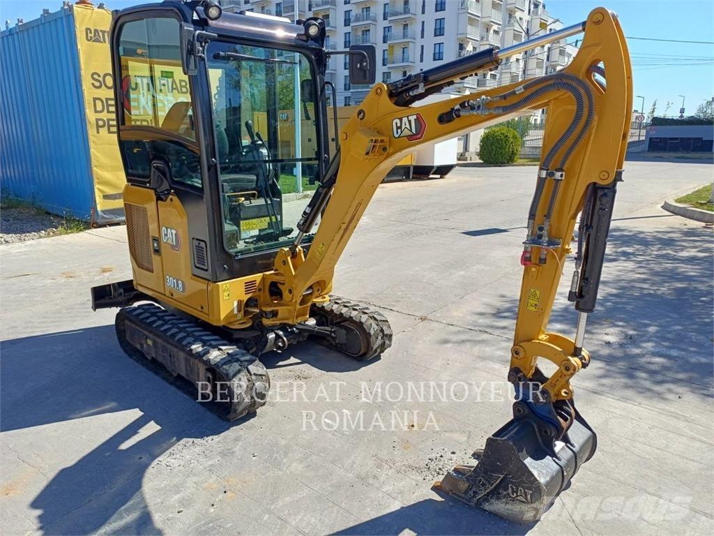 CAT 301.8-05 Escavadoras de rastos