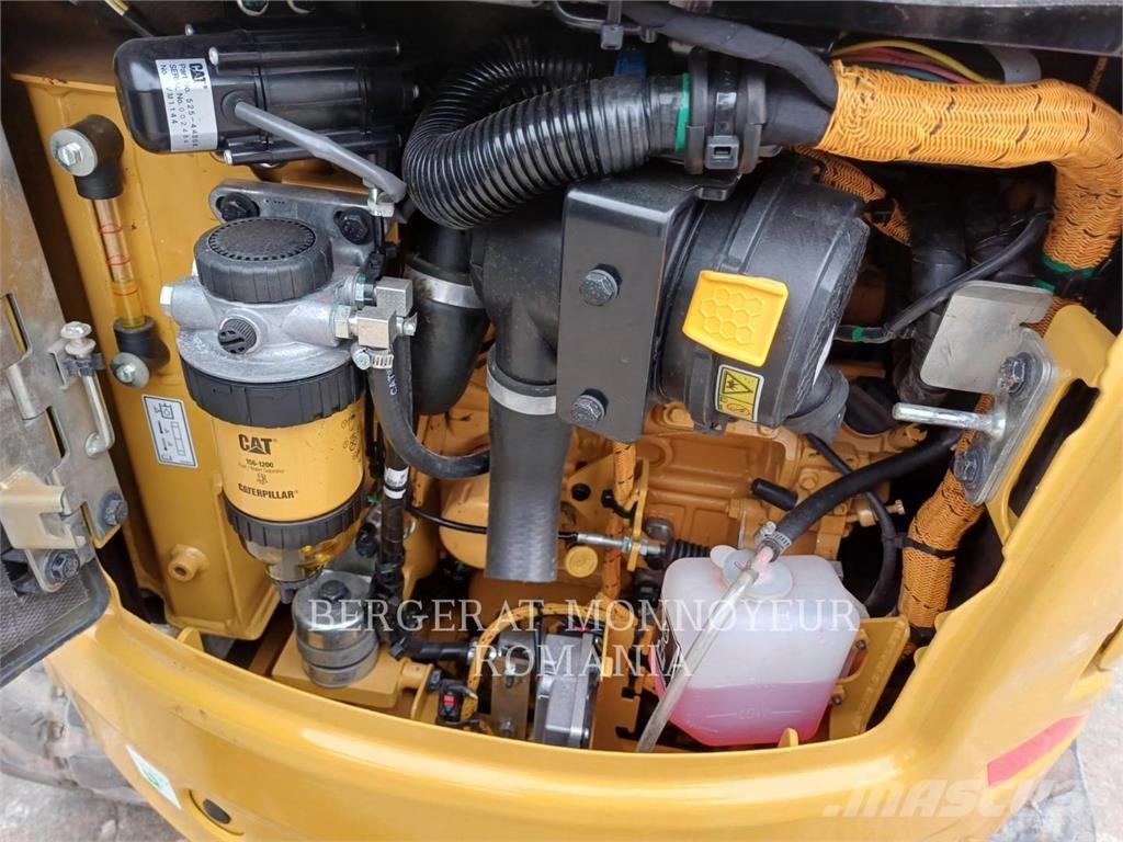 CAT 301.8-05 Escavadoras de rastos