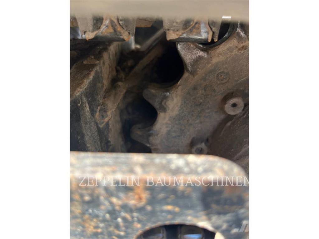 CAT 301.8-05A Escavadoras de rastos