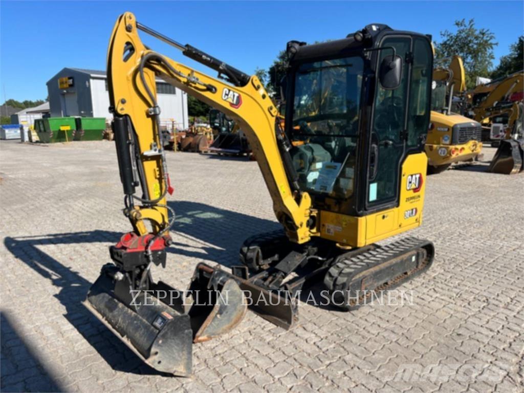 CAT 301.8-05A Escavadoras de rastos