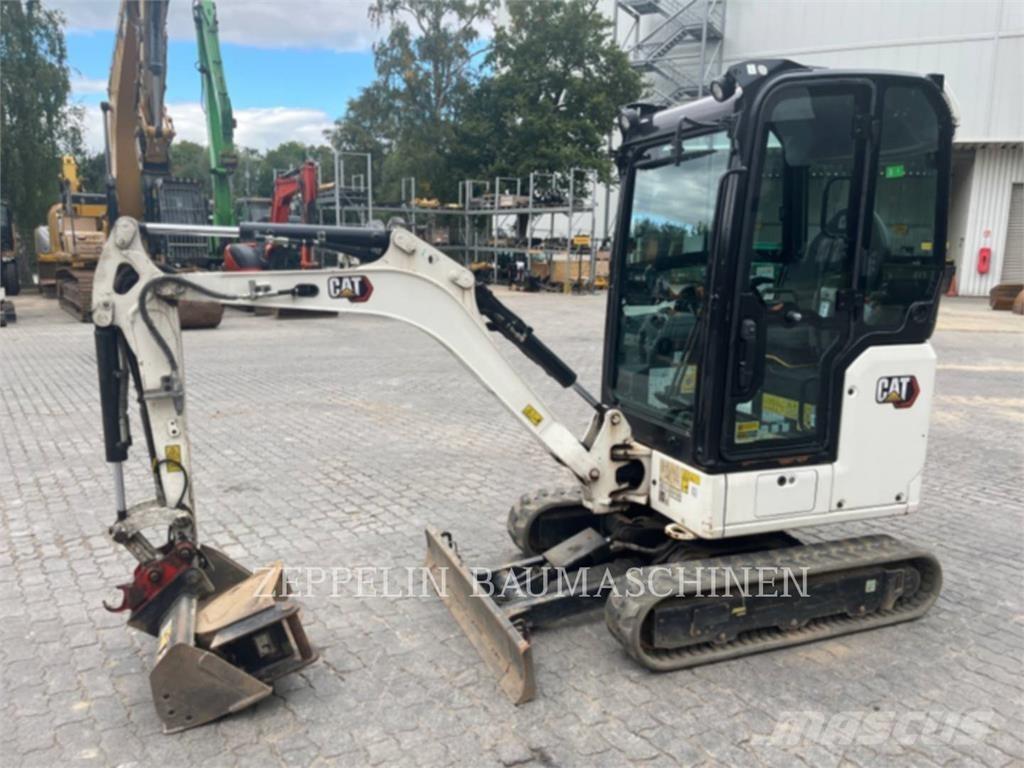CAT 301.8-05A Escavadoras de rastos