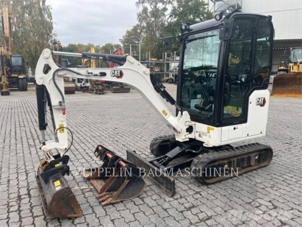 CAT 301.8-05A Escavadoras de rastos