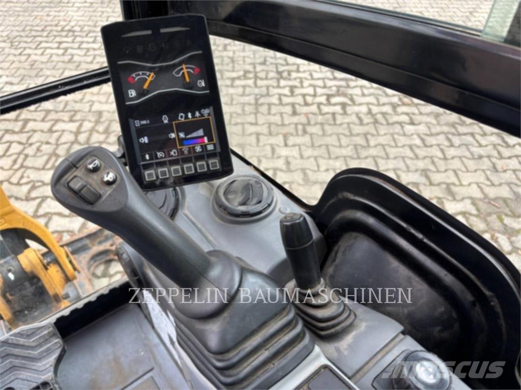 CAT 301.8-05A Escavadoras de rastos