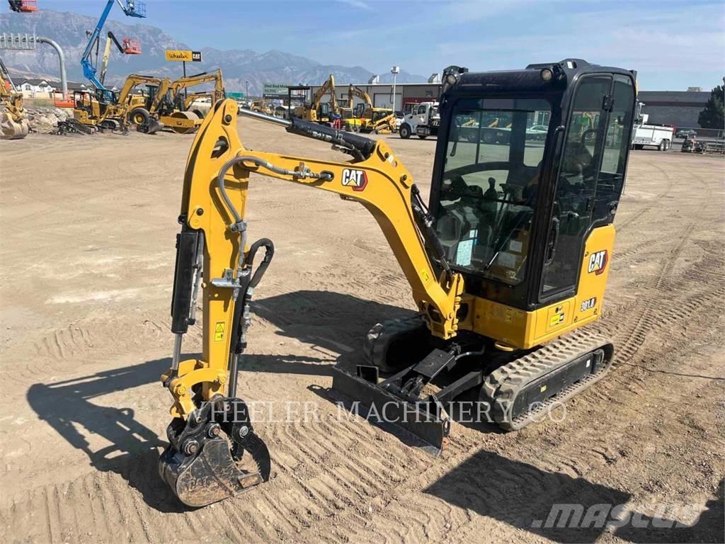 CAT 301.8 C3TH Escavadoras de rastos