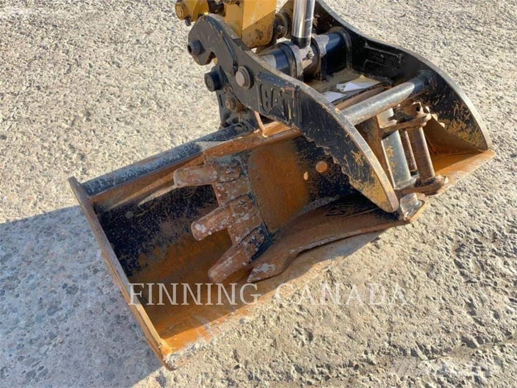 CAT 302-05 Escavadoras de rastos