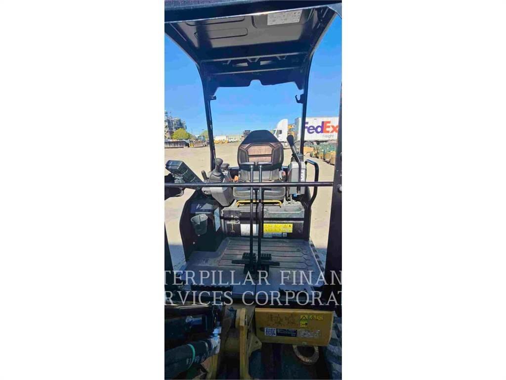 CAT 302 05A CR Escavadoras de rastos