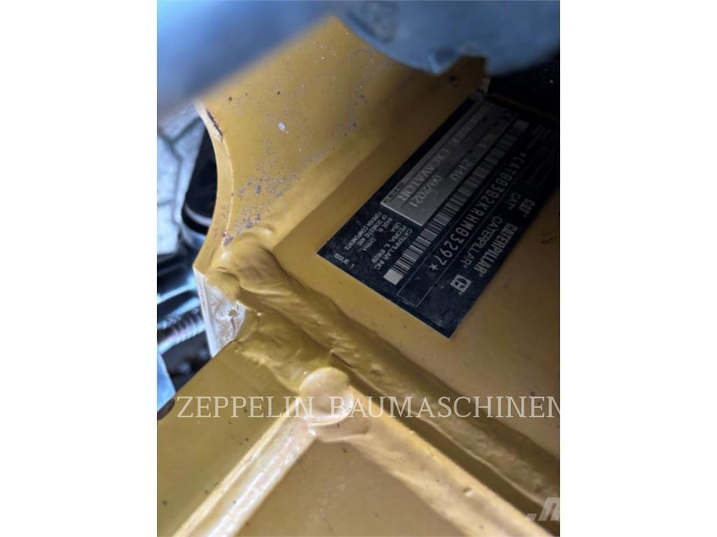 CAT 302-05A CR Escavadoras de rastos